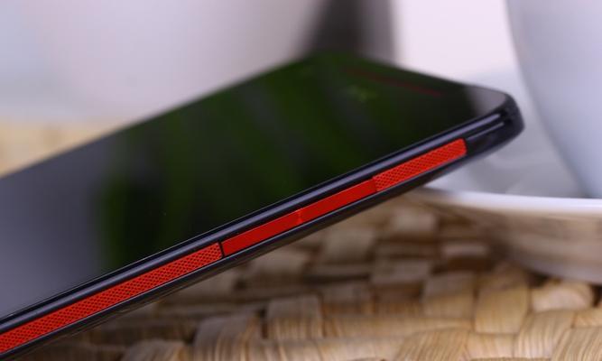 HTC9088——一款强大的智能手机（探索HTC9088的全新功能与性能）